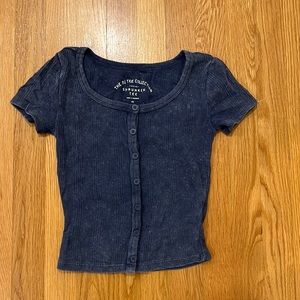 ribbed button up top